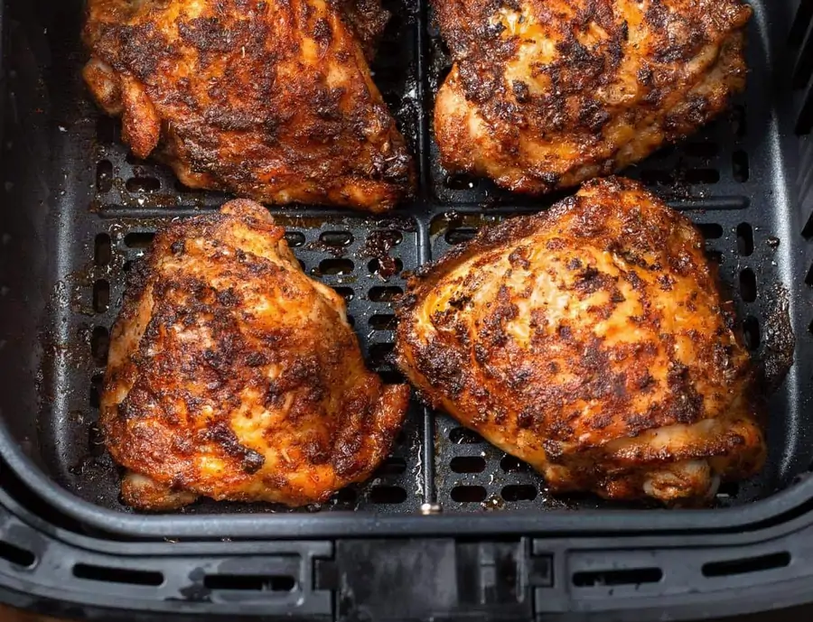 Crispy Air Fryer Chicken Thighs