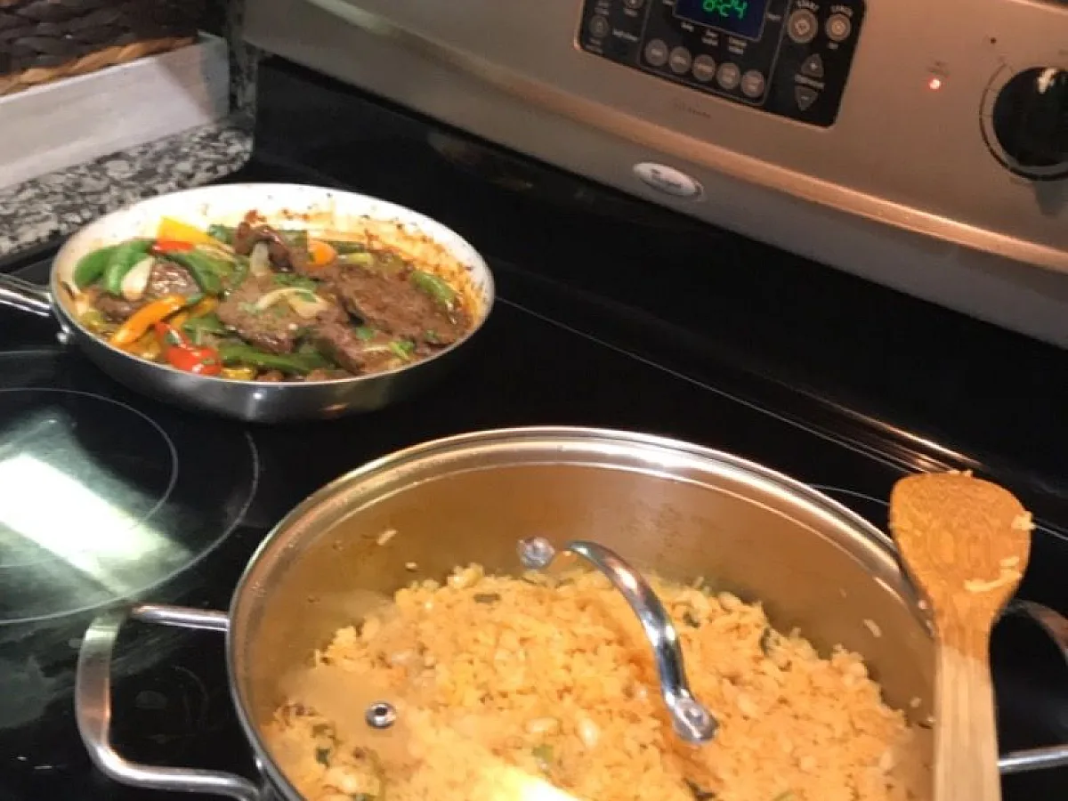 Cozy Meals design inspiration, freshly made and ready to serve